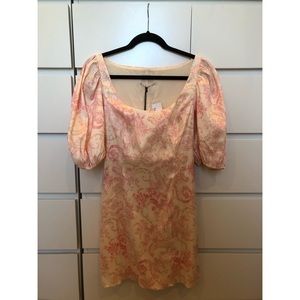 Laura Ashley x UO pink / creme puff sleeve dress L